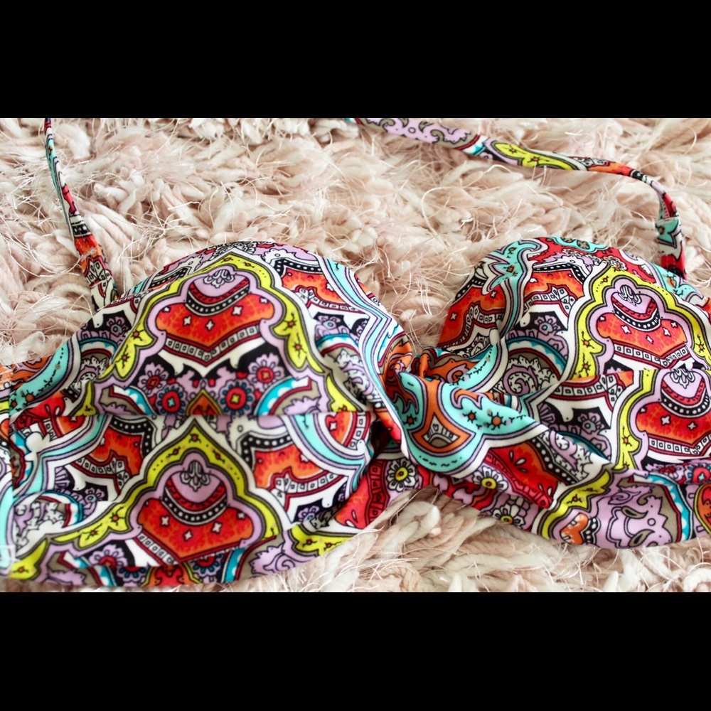 Victoria’s Secret Bikini Halter Top Paisley Print